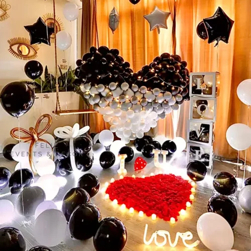 Luxury Black White Silver Proposal Decoration Hong Kong, Giant Heart Balloon, I Love U Lights, LED Candles, Red Petals, LOVE Balloon Box, 香港求婚佈置, 黑色白色主題, 專人上門佈置。