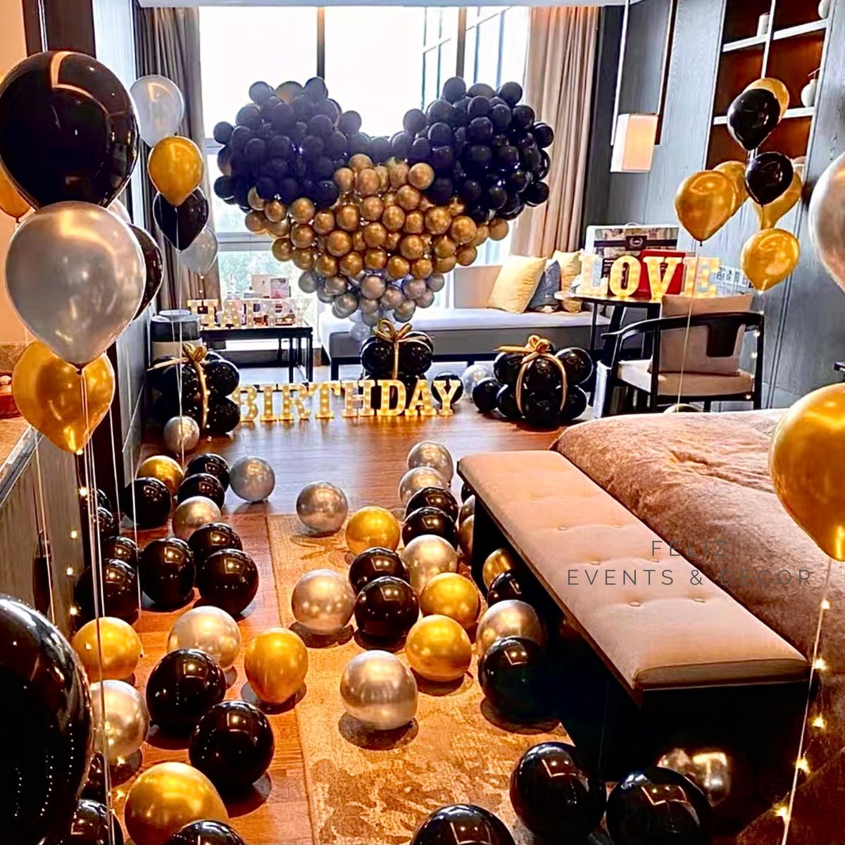 Luxury Black Gold Birthday Decoration Hong Kong, Giant Heart Balloon Structure, Happy Birthday Lights, Love Marquee Lights, Chrome Balloons, Black Gift Box Balloons, 香港生日佈置, 巨型心形氣球, 黑色金屬色系, 專人上門佈置。