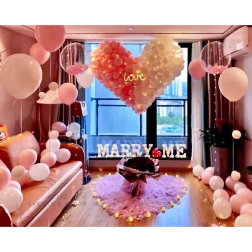 Romantic Proposal Decoration Hong Kong, Marry Me Lights, Giant Heart Balloon Structure, Pink and White Balloons, Bubble Balloons, LED Candles, 香港求婚佈置, MARRY ME 字母燈, 巨型心形氣球, 水晶氣球, 專人上門佈置。